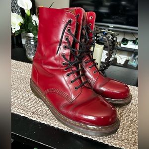 1490 MIE oxblood boots